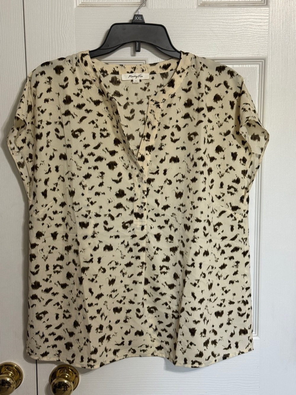 Monday Fun Tan & Cream Animal-Print V-Neck Blouse